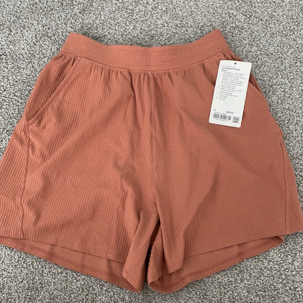 NWT Lululemon LA Ribbed Boxer Short (Size 8)